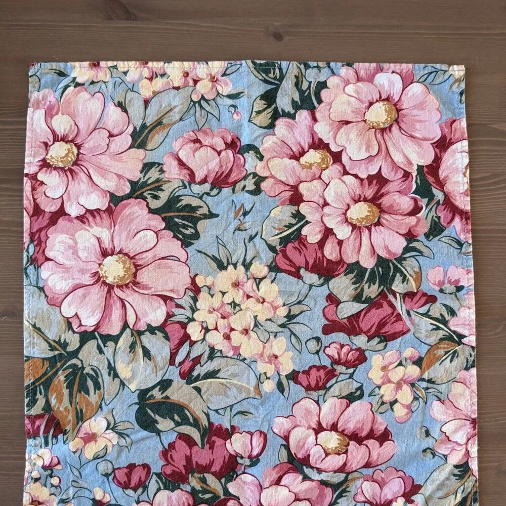 6 Vintage‎ Handmade Cloth Napkins - Romantic Floral Print on Blue Background